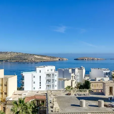 Beautiful Penthouse With Private Terrace & Seaview By 360 Estates Lejlighed